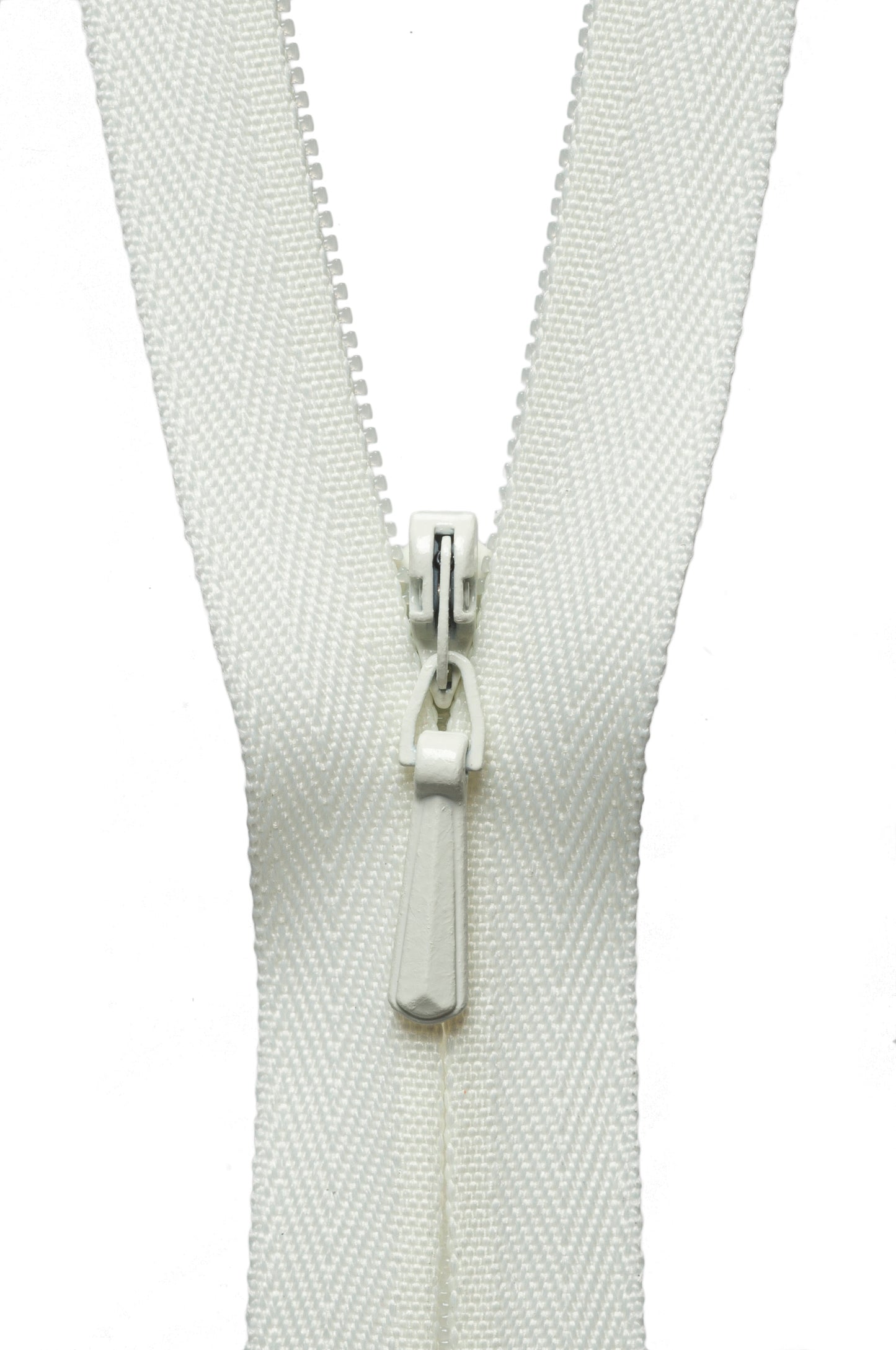 YKK Concealed Zip 56cm (22in): Cream (502)