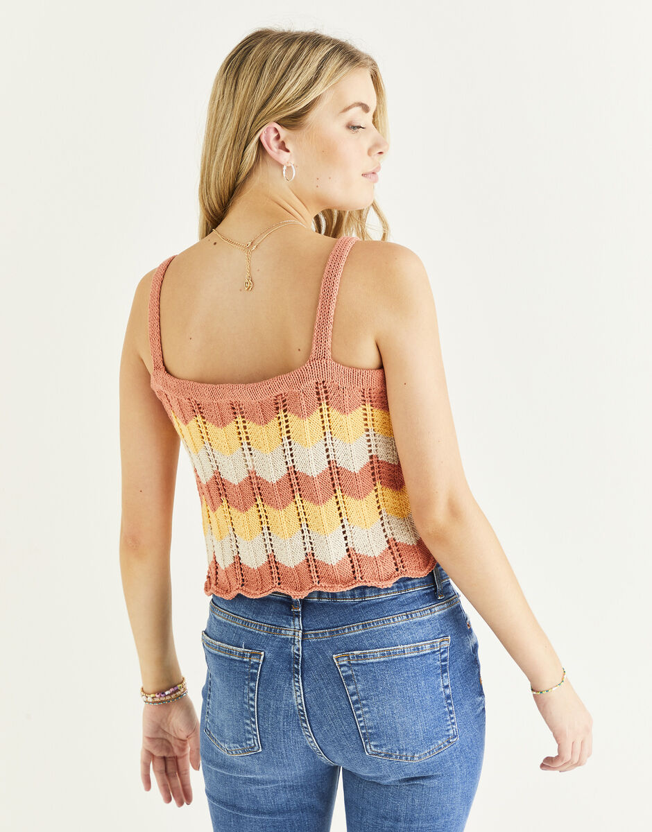 Twin Set List in Sirdar Stories DK 10546 (printed pattern)