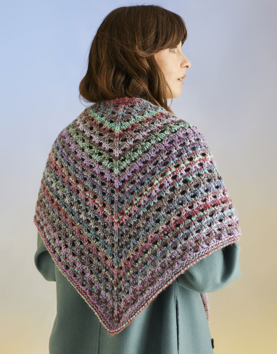 Sea Shells Shawl in Sirdar Jewelspun with Wool Chunky 10711