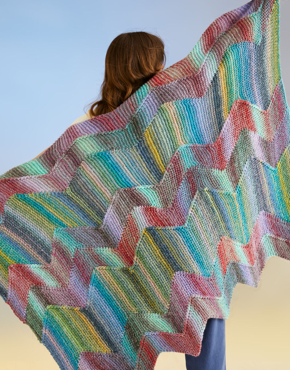 Making Waves Blanket in Sirdar Jewelspun with Wool Chunky 10708