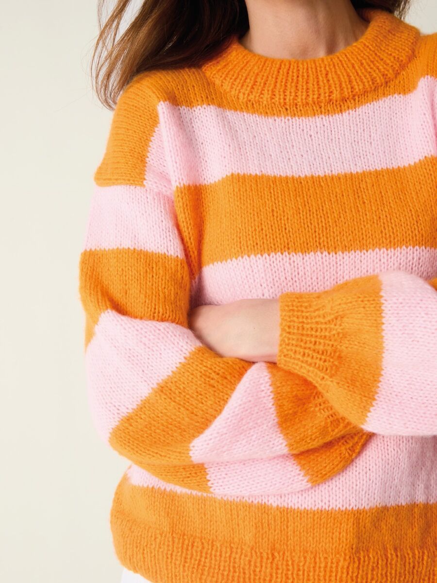 Big Stripe Sweater in Sirdar Soft Down (10883)