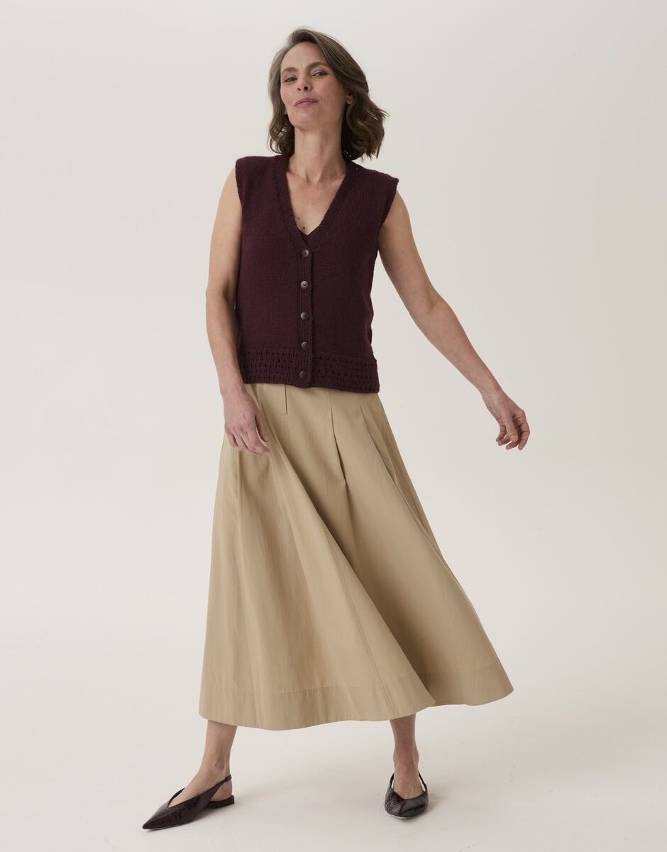 Beehive Ribbed Vest in Sirdar Loveful Bio Blend 10917