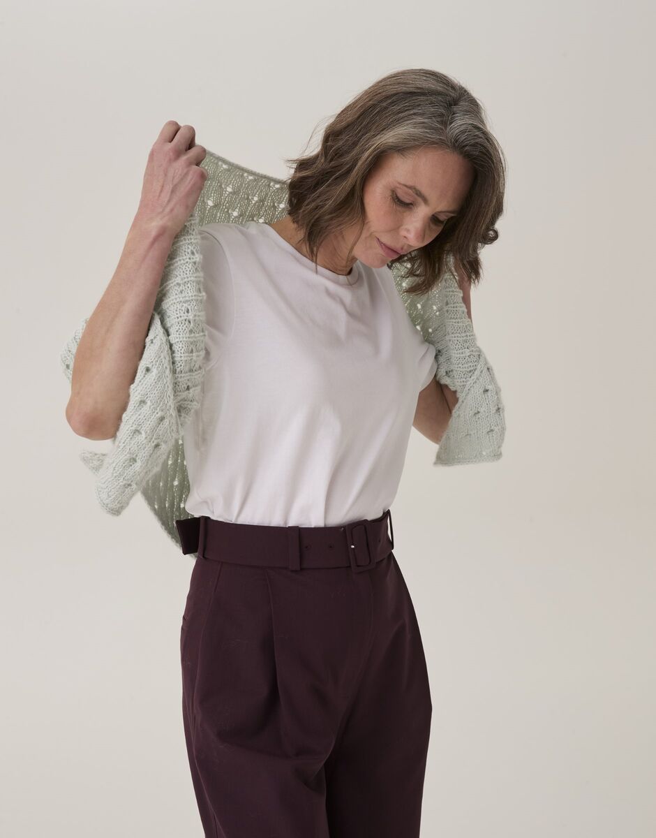 Climbing Ivy Lace Shawl in Sirdar Loveful Bio Blend 10918