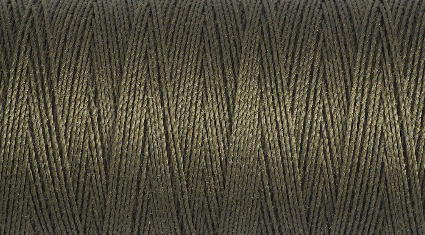 Gutermann Extra Strong Thread 100m: 676
