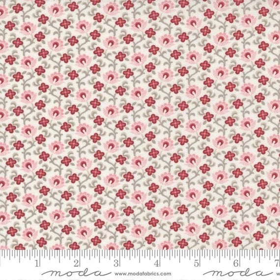 The Flower Farm by Bunny Hill Designs for Moda Fabrics: Flower Bed - Lily (3014-11)