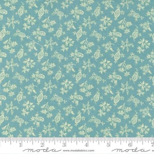 Dinahs Delight by Betsy Chutchian for Moda Fabrics: Locket Blenders - Robins Egg (31677-13)