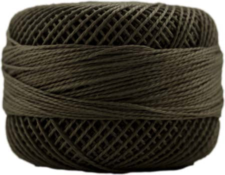 Finca Perlé Plain No.8 Thread: 8327