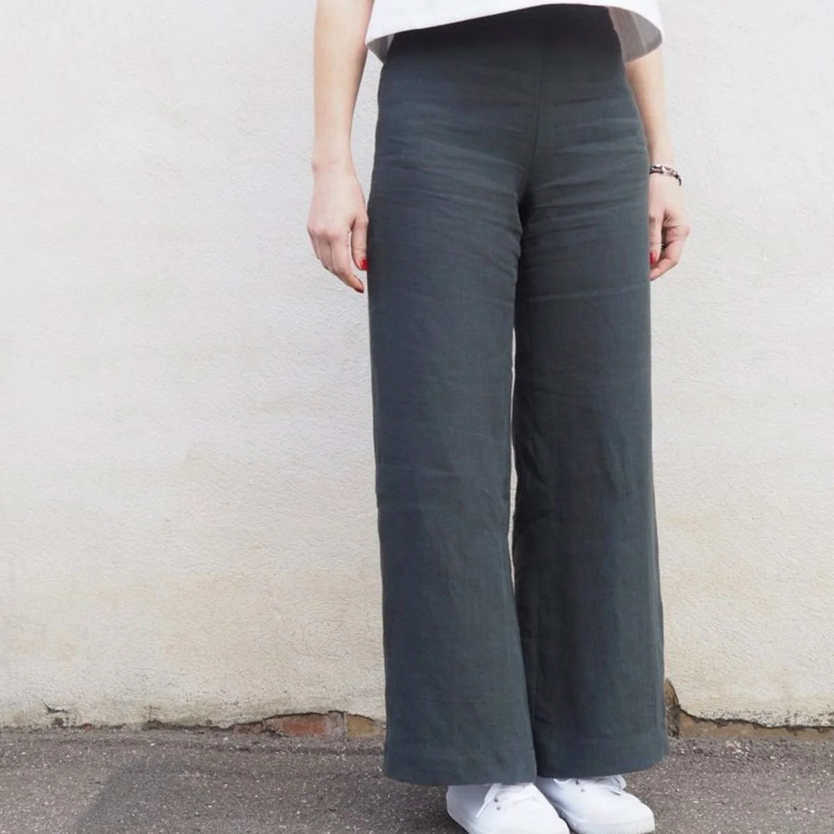 Chiara Pants by Tessuti (paper sewing pattern)