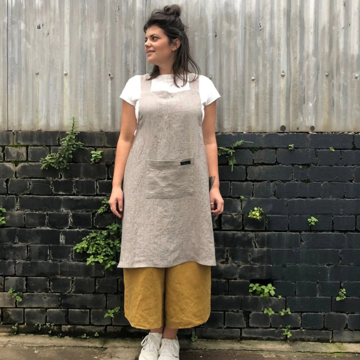 Tessuti Apron by Tessuti (paper sewing pattern)