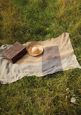 The Rowan Knitting & Crochet Magazine 71 (pattern book)