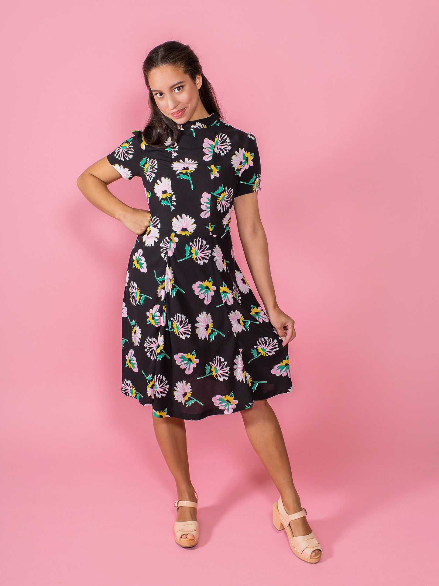 Martha Dress by Tilly and the Buttons (1011) (paper sewing pattern)