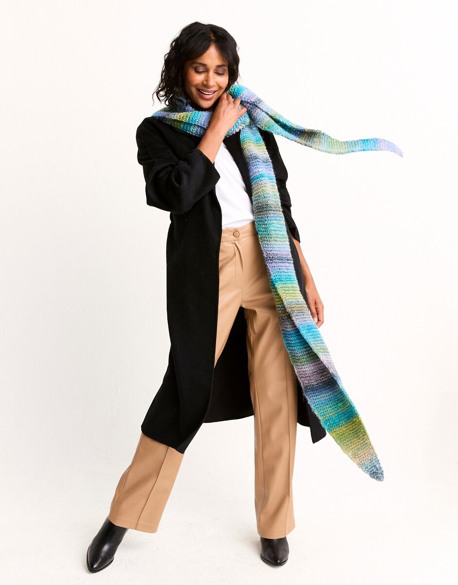 Strata Tie-Style Scarf in Sirdar Jewelspun with Wool Chunky (10807)