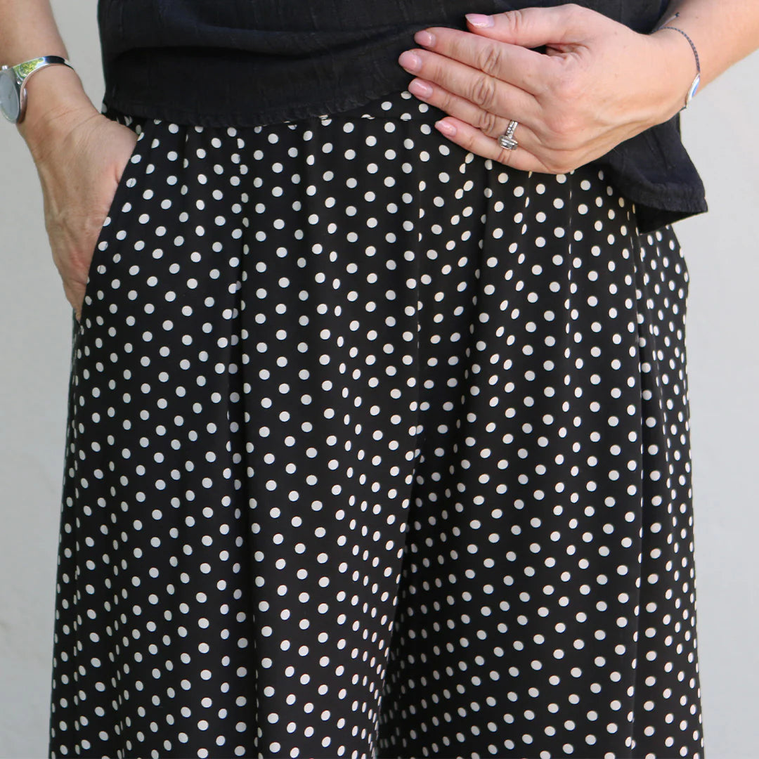 Sammy Pants by Tessuti (paper sewing pattern)