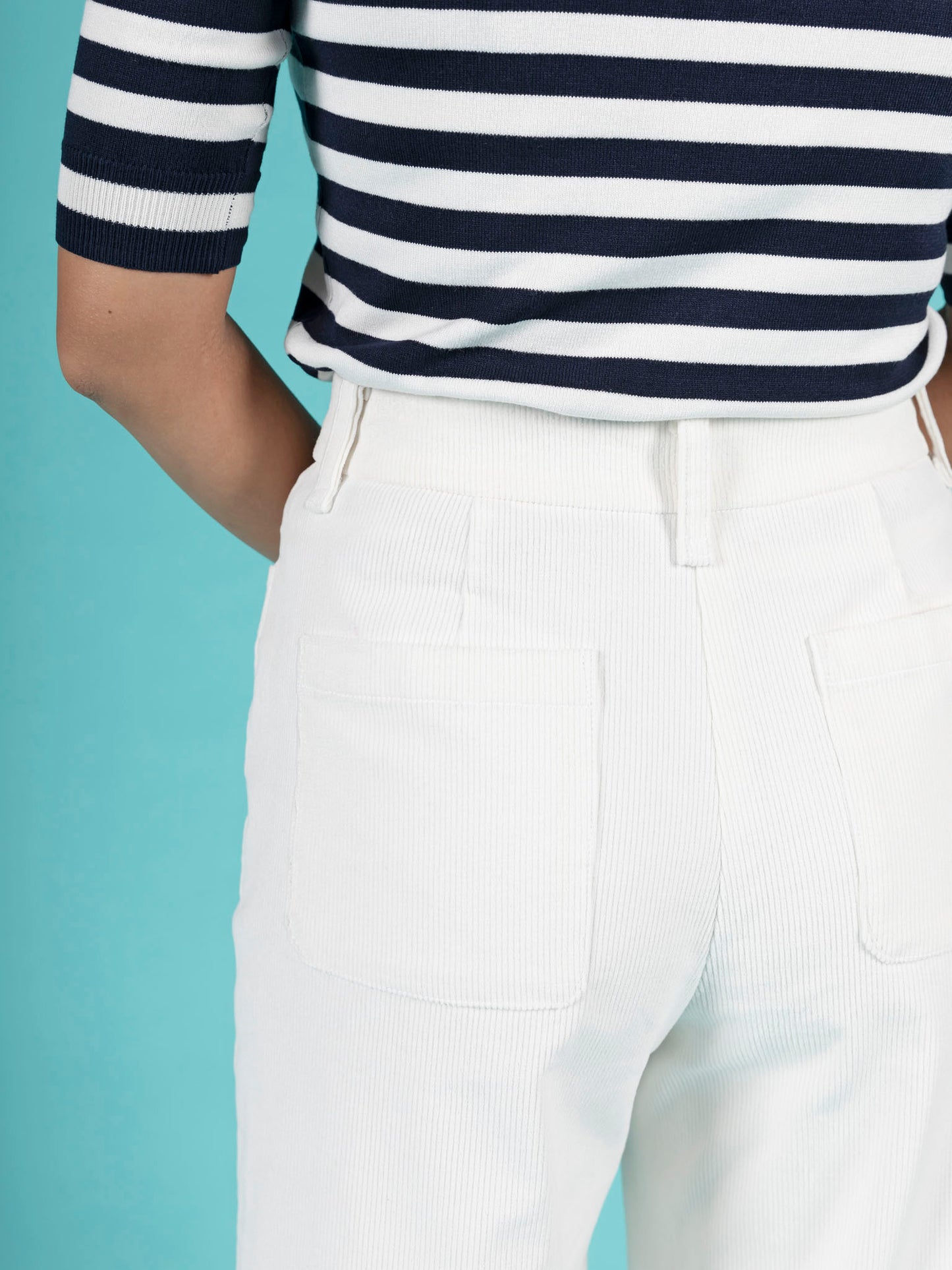 Thea Trousers by Tilly and the Buttons (1044) (paper sewing pattern)