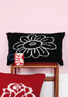 The Rowan Knitting & Crochet Magazine 70 (pattern book)