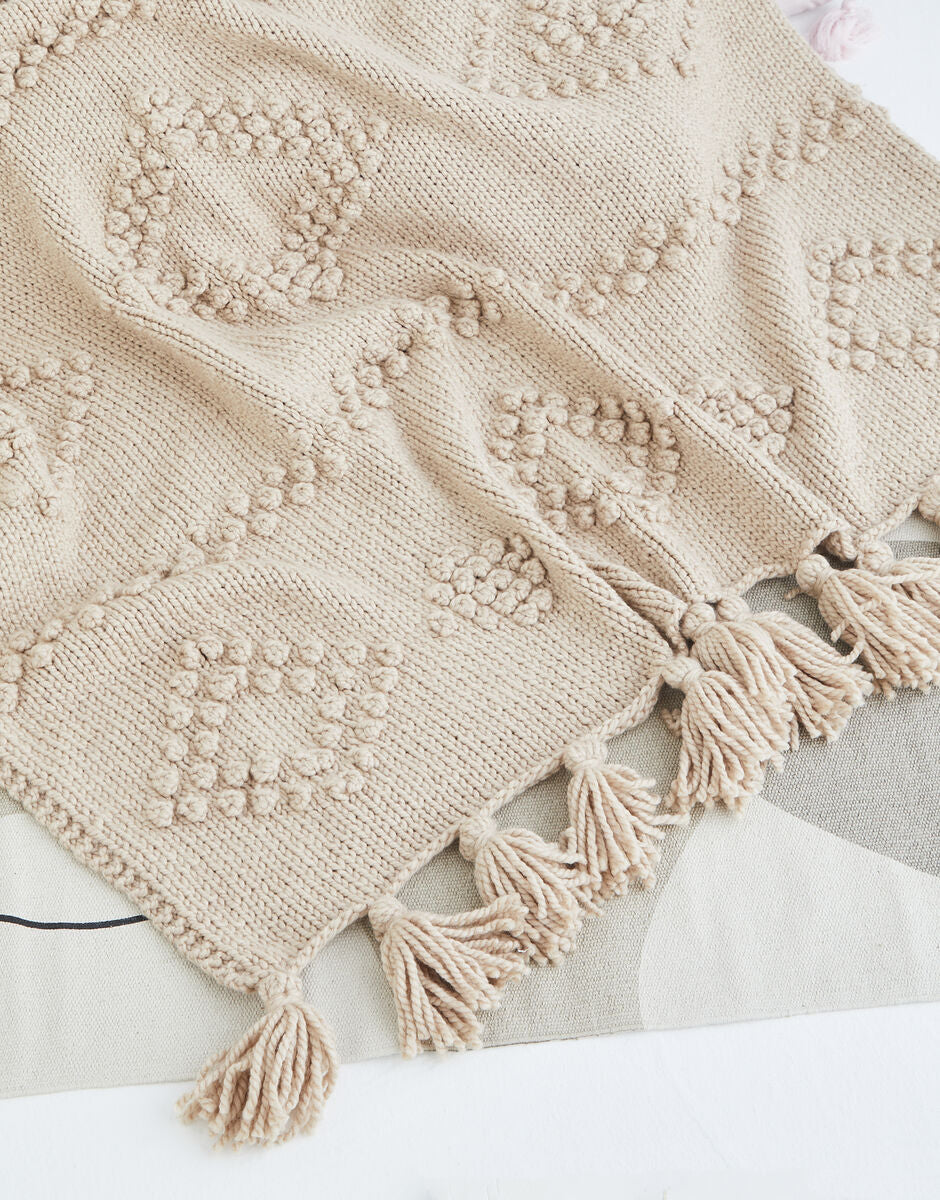 Diamond Texture Blanket in Hayfield Bonus Super Chunky 10618