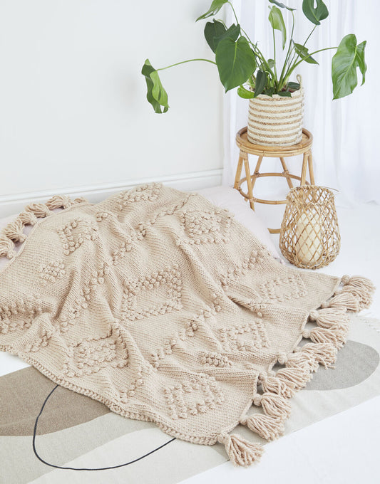 Diamond Texture Blanket in Hayfield Bonus Super Chunky 10618