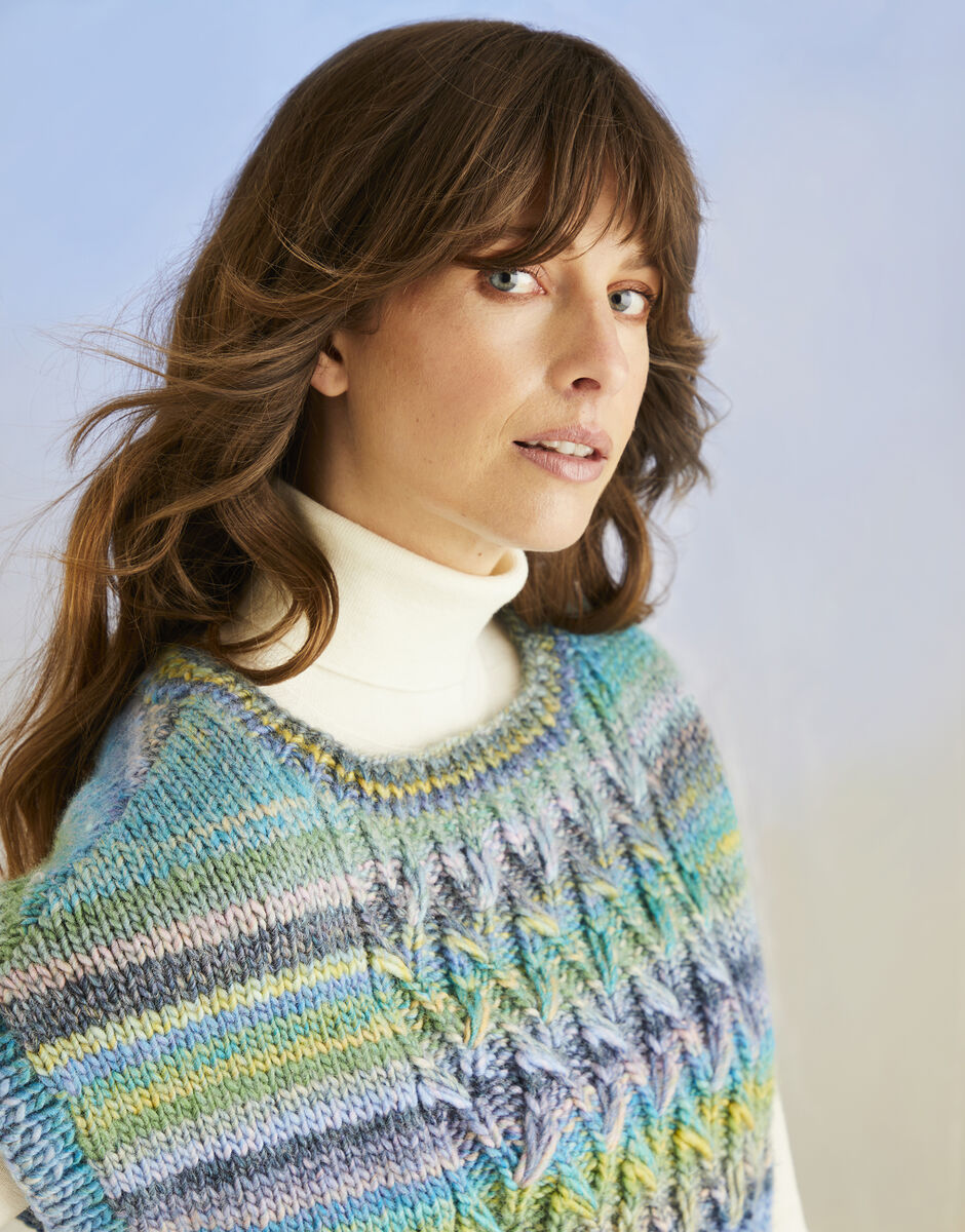 Coral Reef Vest in Sirdar Jewelspun Chunky with Wool (10703)