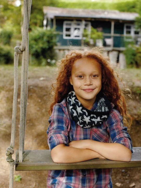 Little Rowan Explorers (pattern book)