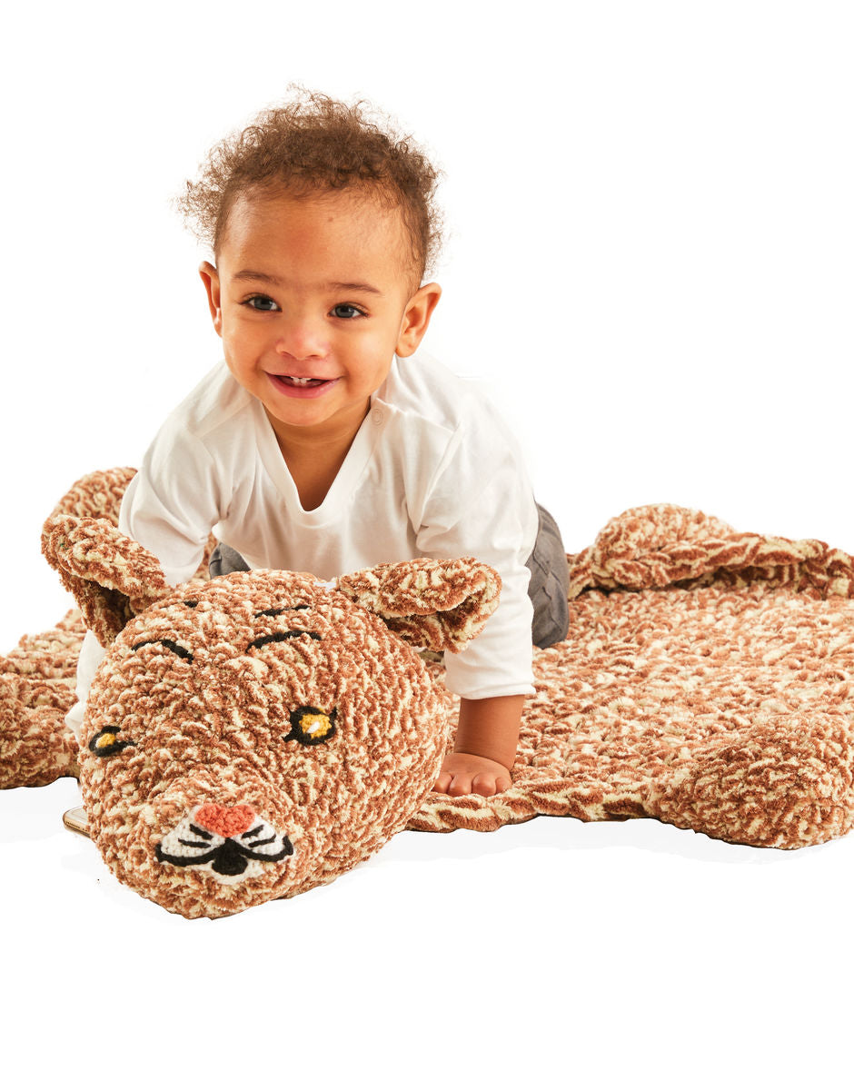 Sirdar Super Happy Chenille: On Safari (pattern book)