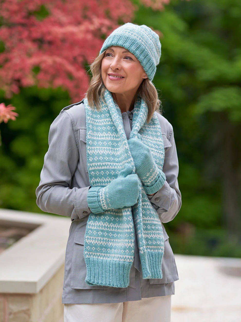 Nouveau by Sarah Hatton, West Yorkshire Spinners (pattern book)